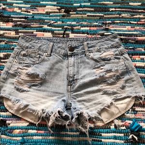 High waisted AEO jean shorts